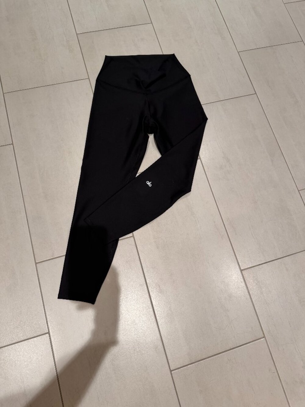 ALO Yoga Airlift 7/8 Leggings Black Large